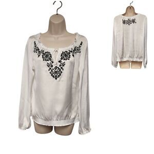 White House Black Market Embroidery Scoop Neck Long Sleeve Blouse White Black S